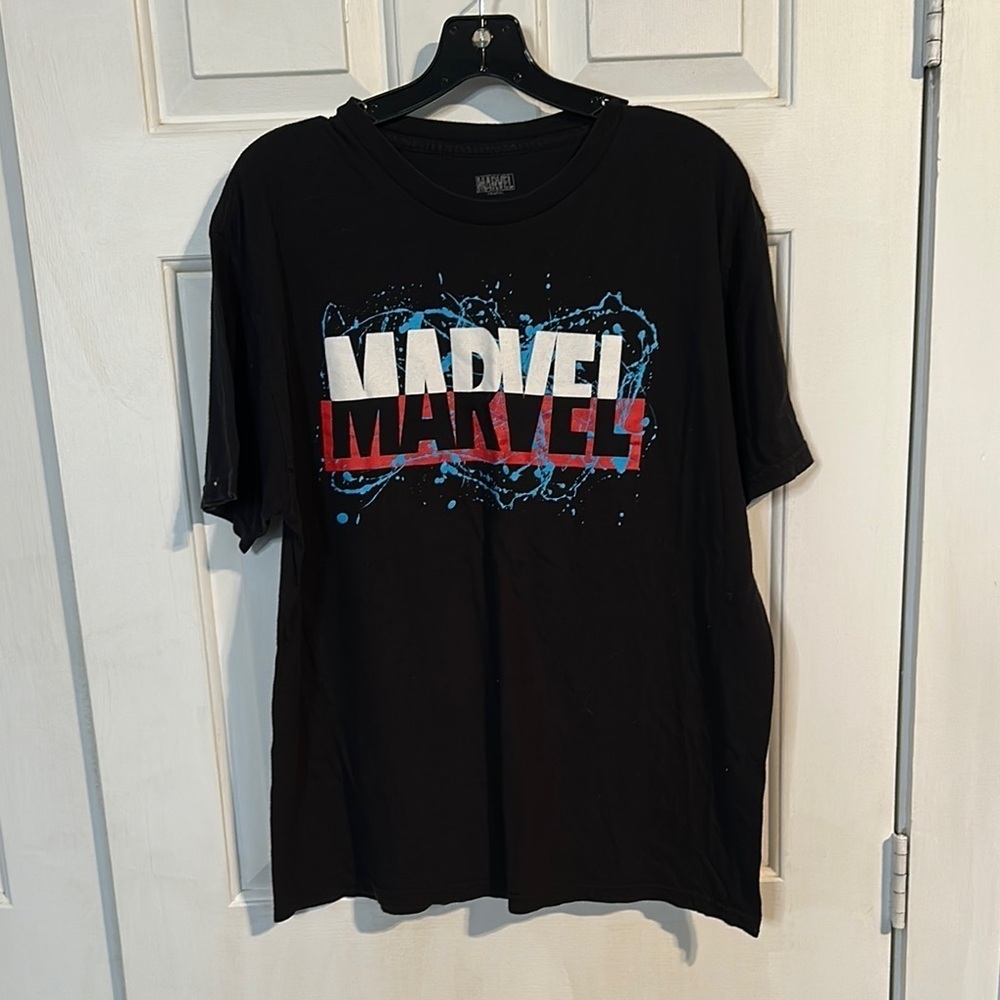 Marvel Men’s tshirt size large